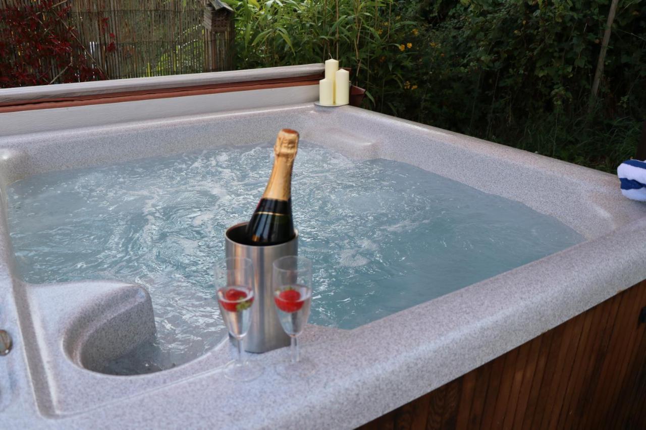 Palm 1 Park Home With Hot Tub Swanage Ngoại thất bức ảnh