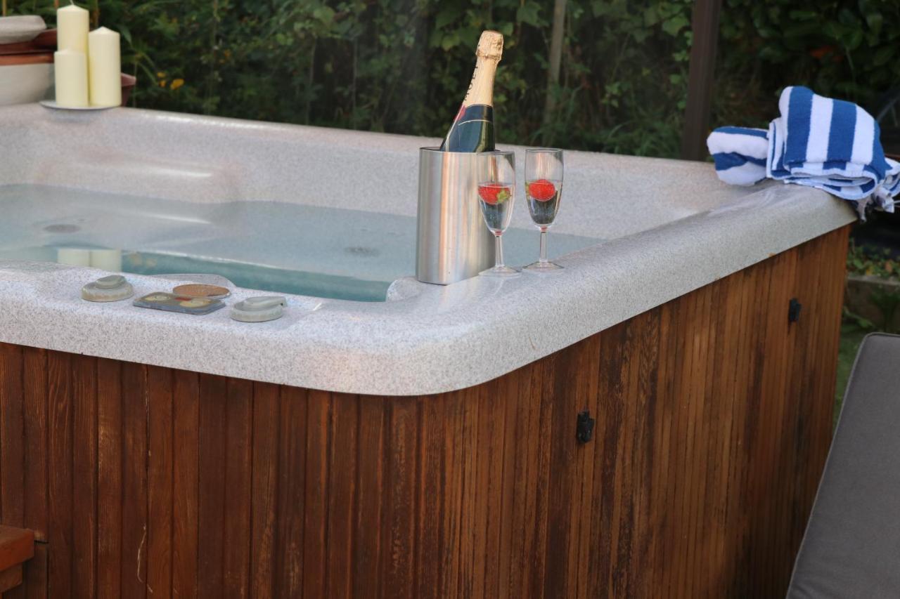 Palm 1 Park Home With Hot Tub Swanage Ngoại thất bức ảnh