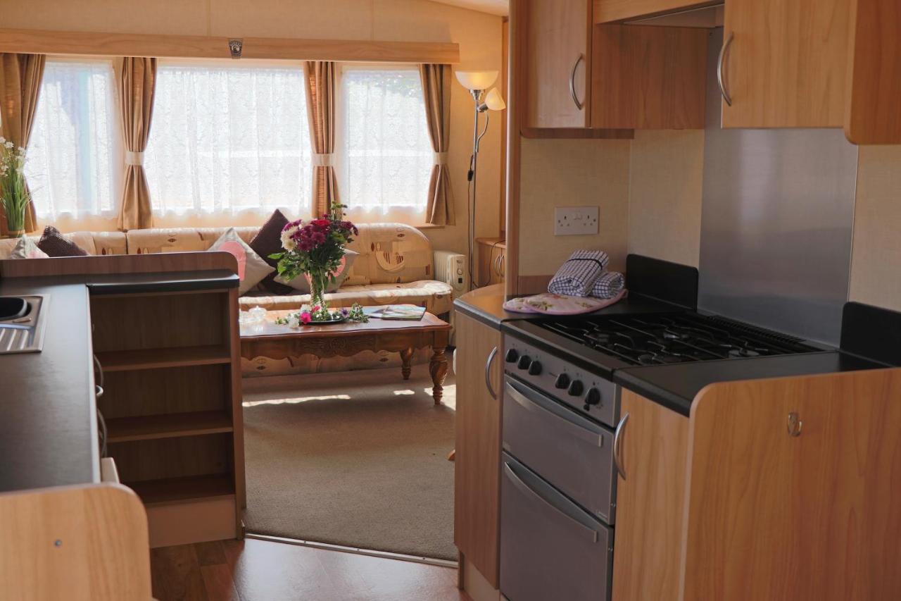 Palm 1 Park Home With Hot Tub Swanage Ngoại thất bức ảnh
