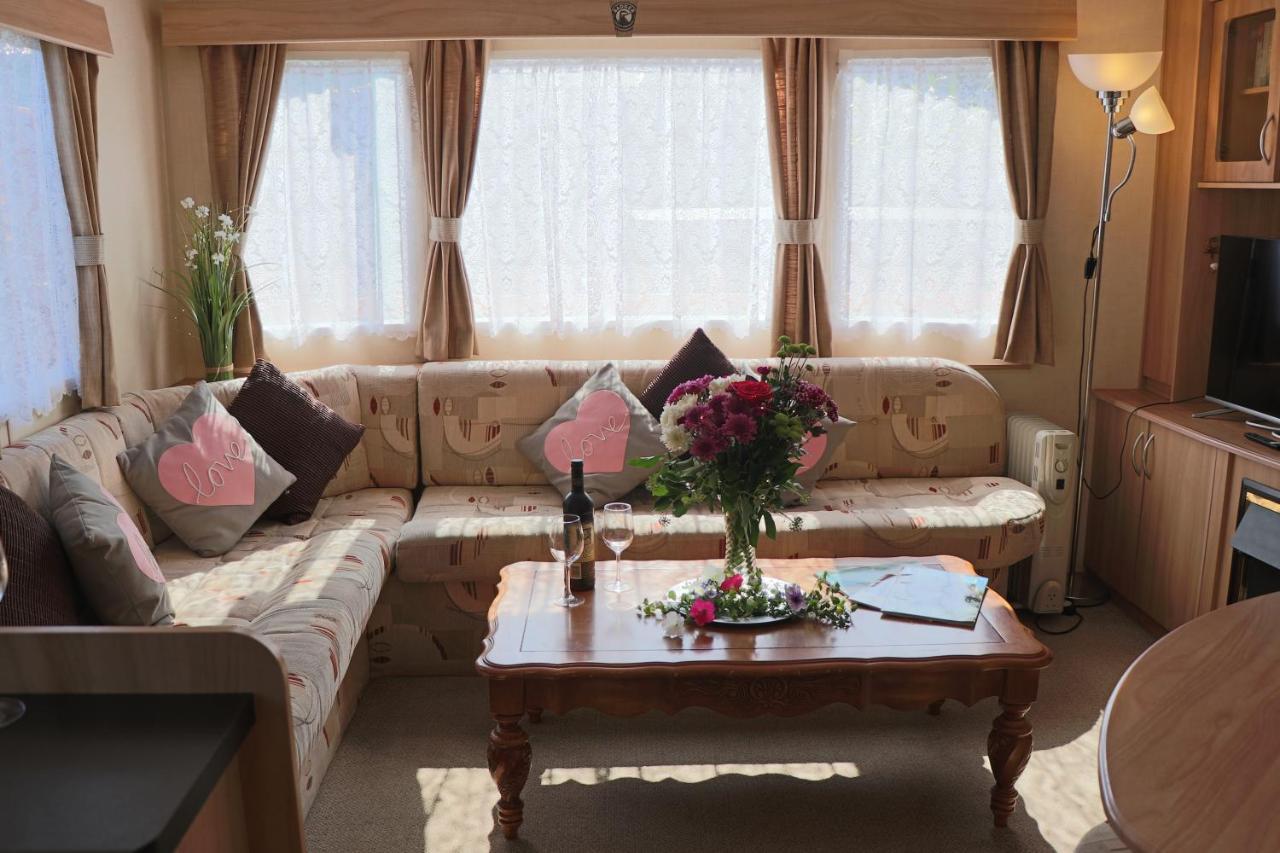 Palm 1 Park Home With Hot Tub Swanage Ngoại thất bức ảnh